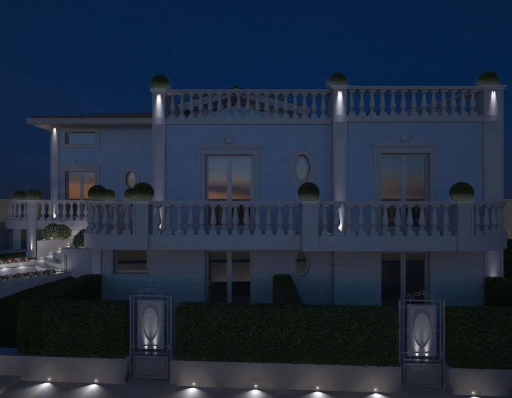 B And B Della Mimosa Desenzano del Garda Exterior photo